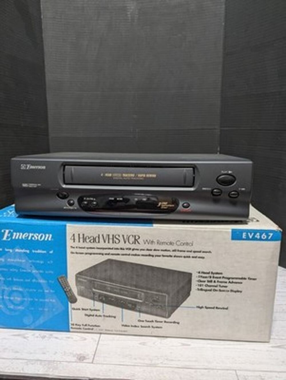 Emerson EV467 VCR VHS Player & Recorder Original Box Tested & Working W/ Remote